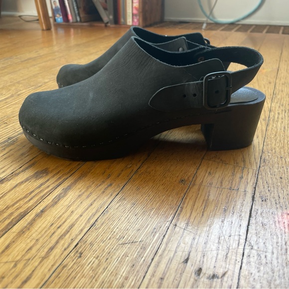 Bryr Daphne Monochrome Black Leather Clogs 40 - Picture 6 of 10